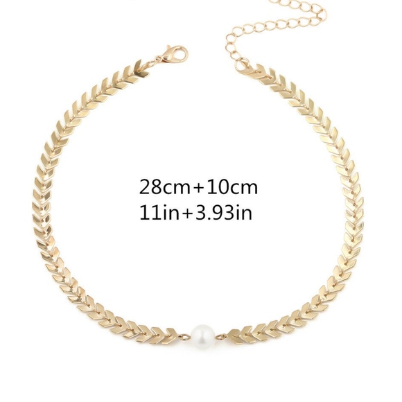 'The Arrow Leads' Pearl Chevron Choker Necklace - Picture 5 of 5